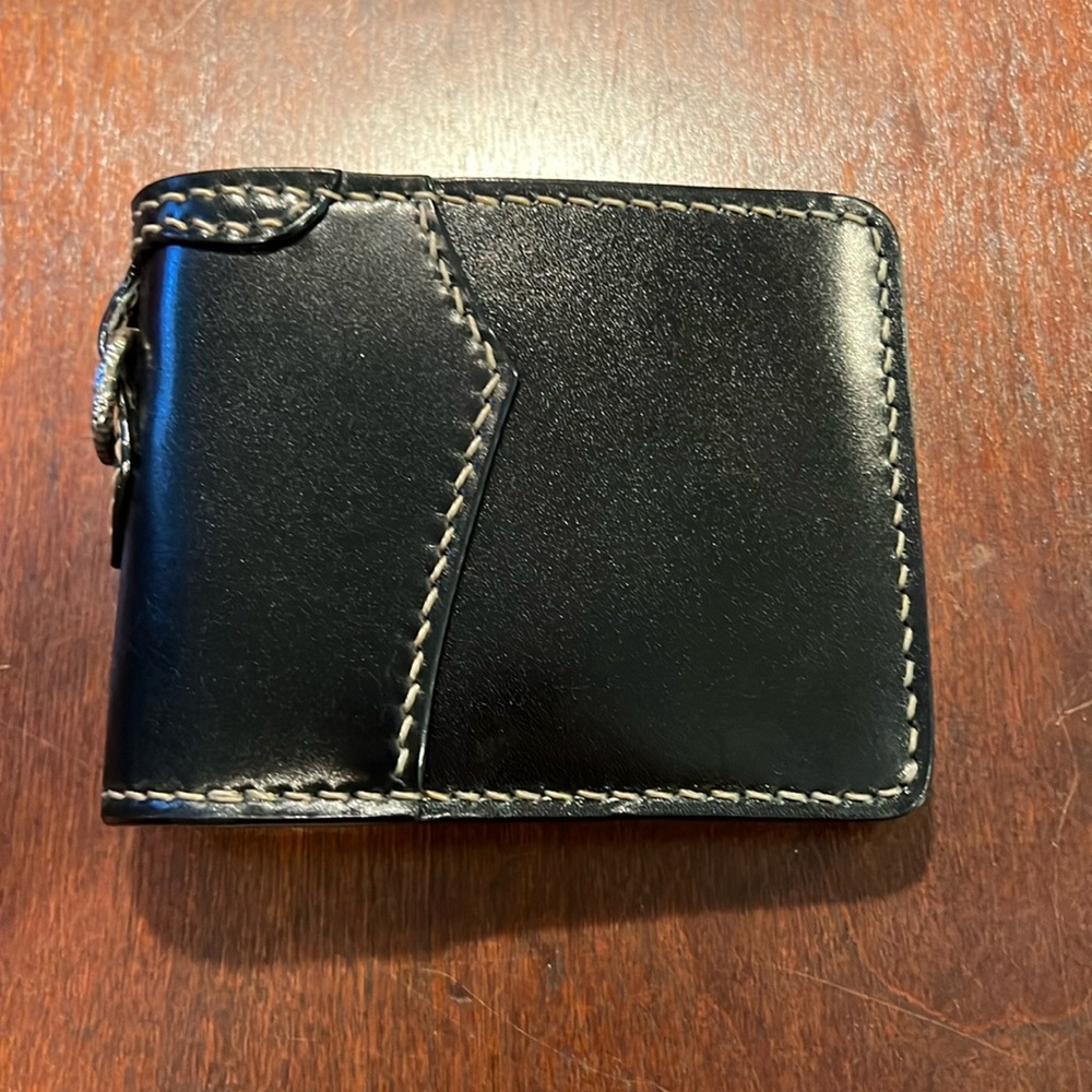 Flat head black shell cordovan and cowhide wallet